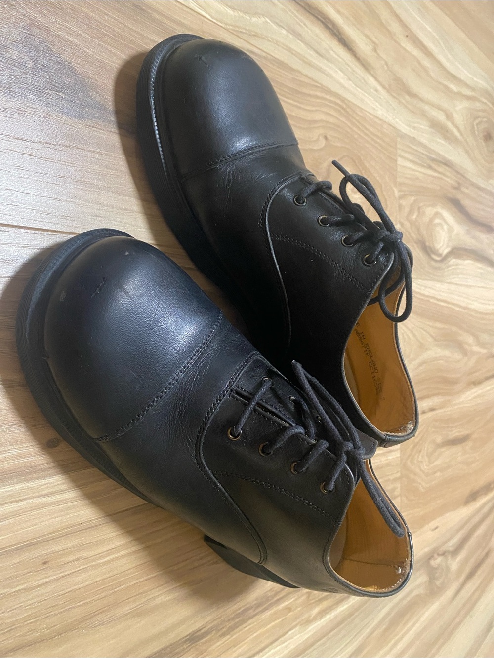 Dr. Martens Black Leather Cap-Toe Lace-Up Oxfords MADE IN ENGLAND - Picture 7 of 10